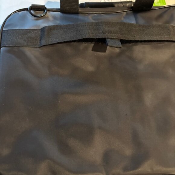 Targus Black Laptop, Notebook, Bag Double Handles, Detachable Shoulder Strap NEW - Picture 4 of 10